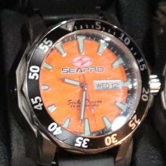 Seapro Scuba Dragon Diver Limited Edition 1000 Meters men's watch - Picture 2 of 7